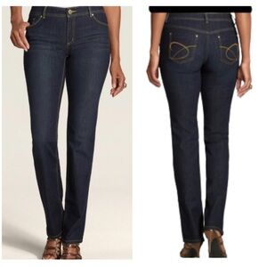 Chico's Platinum Denim Jeans Ultimate
Fit Slim Leg Leopard Print C Logo
Stretch